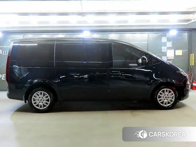 Hyundai Staria id 4480283 из Кореи 13