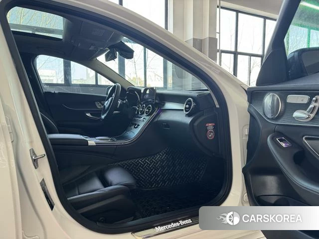 Mercedes-Benz Class C id 3857673 из Китая 12