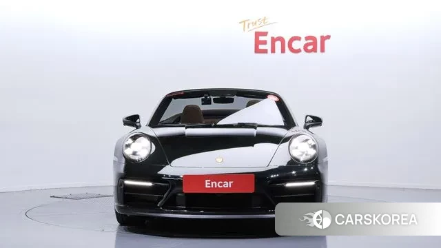 Porsche 911(992) id 3218305 из Кореи 13