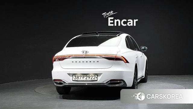 Hyundai The New Grandeur IG Hybrid id 4496061 из Кореи 23