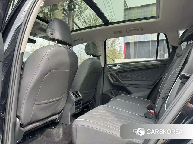 Volkswagen Tiguan L 2022 Черный из Китая, фото 3