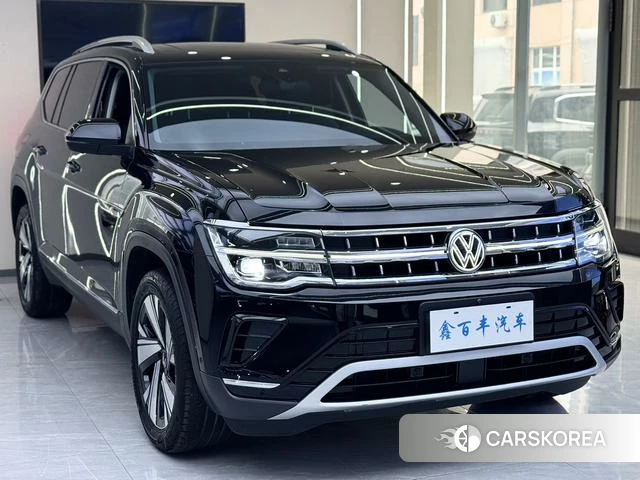 Volkswagen Tourang 2024 Черный из Китая, фото 5