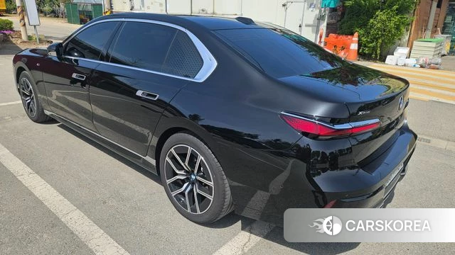 BMW 7 Series (G70) id 4194085 из Кореи 13