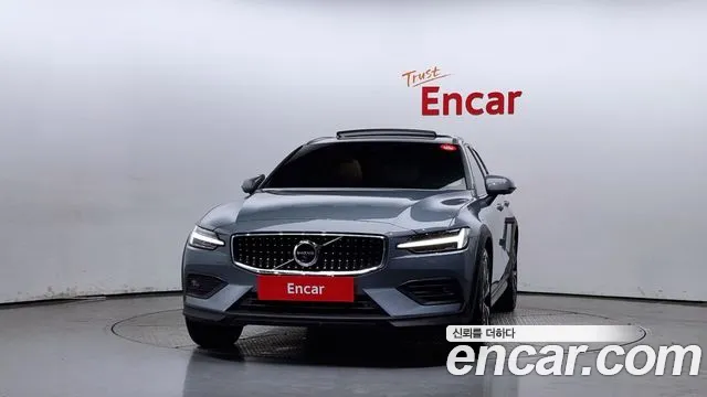 Volvo V60 Cross-Country 2nd Generation id 2707250 из Кореи 13
