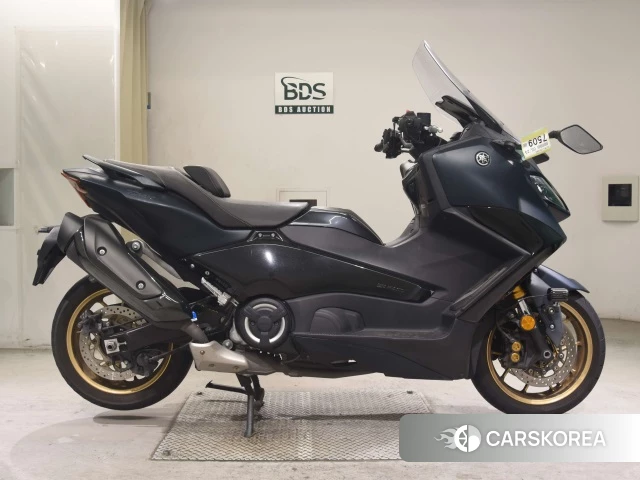 Yamaha T-MAX 560 TECH MAX 2022 из Японии, фото 2