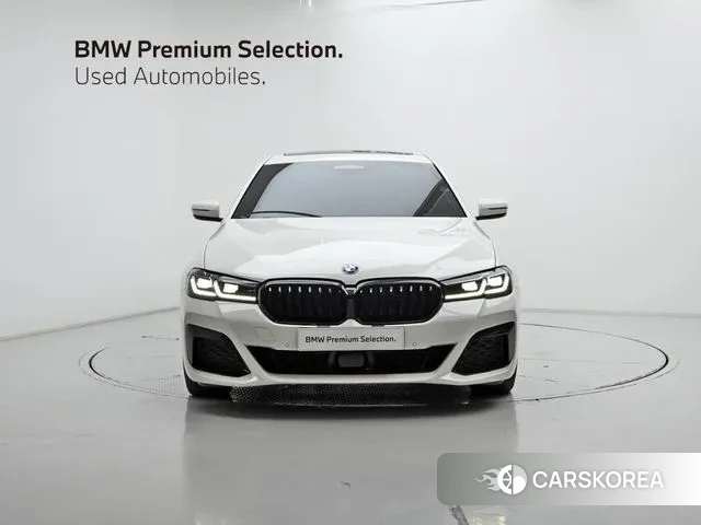 BMW 5 Series (G30) id 3289618 из Кореи 13