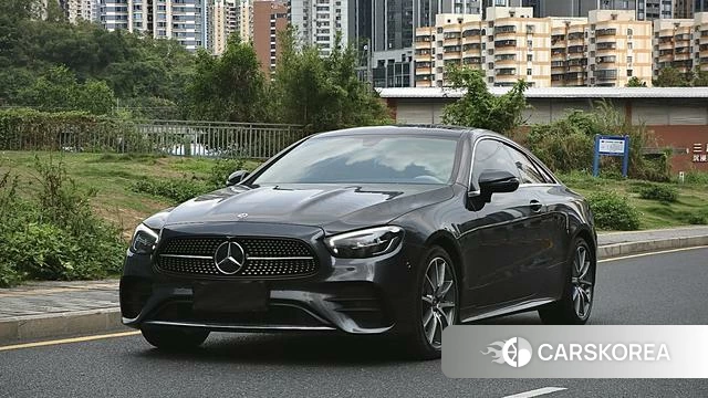 Mercedes-Benz E-class (imported) 2022 Темно-серый из Китая, фото 4