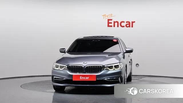 BMW 5 Series (G30) id 2994936 из Кореи 13