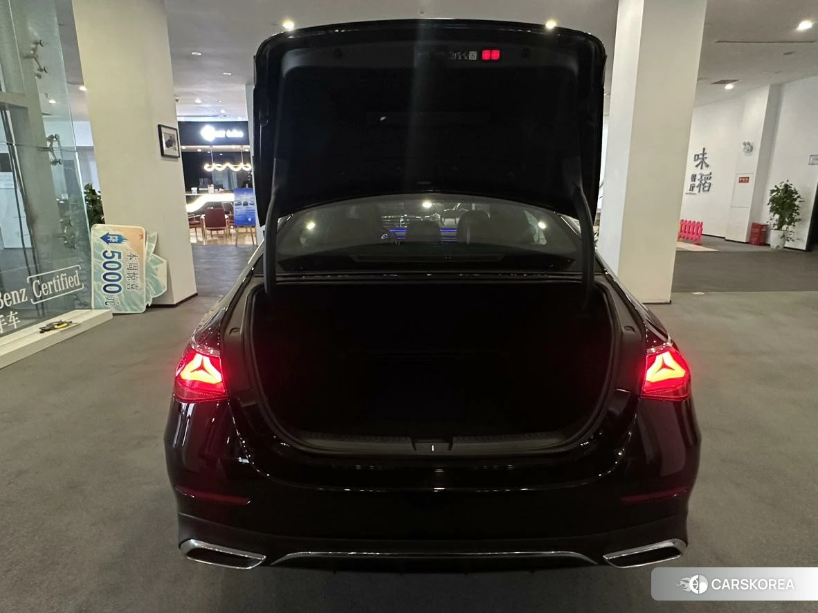 Mercedes-Benz E-Class id 4498577 из Китая 19