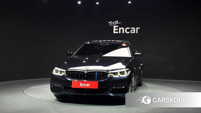 BMW 5 Series (G30) id 4520967 из Кореи 13