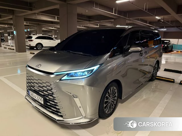Lexus LM Second Generation 2025 Серебристо-серый из Кореи, фото 4