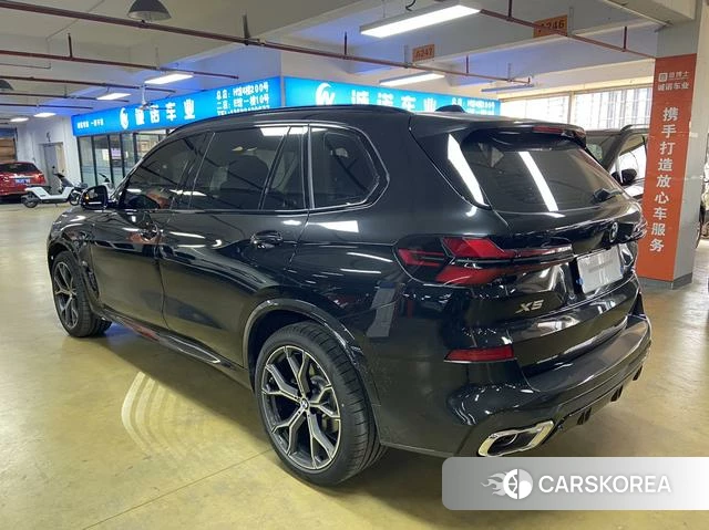 BMW X5 2026 Черный из Китая, фото 5