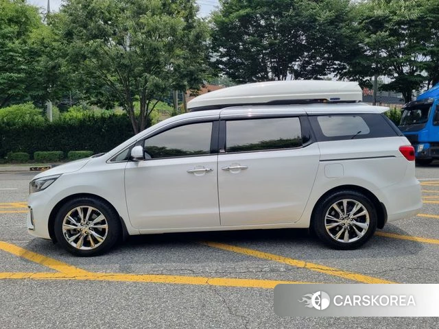 Kia The New Carnival id 4546945 из Кореи 13