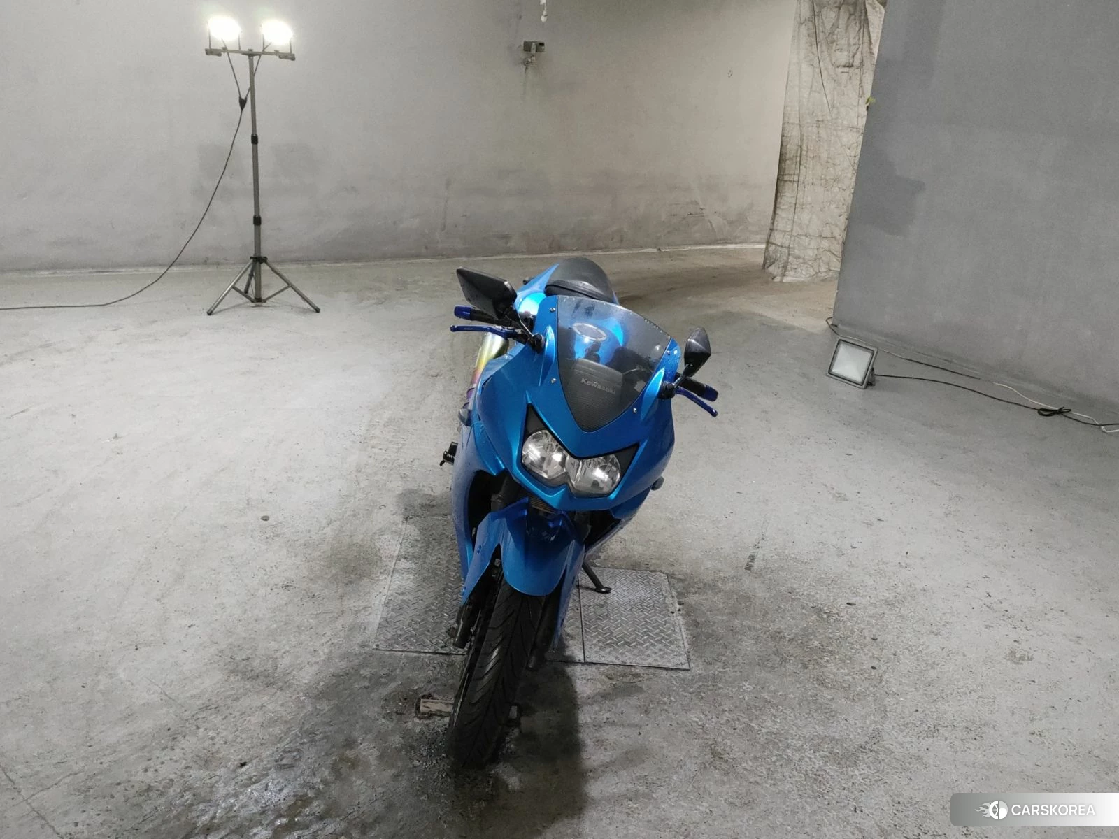 Проданный Kawasaki NINJA 250R 2010 из Японии, фото 4