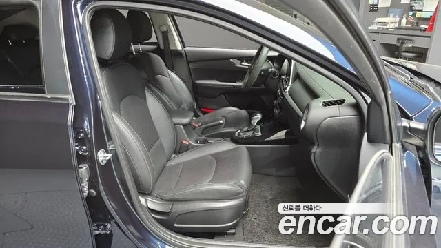 Kia Come New K3 id 2662801 из Кореи 13