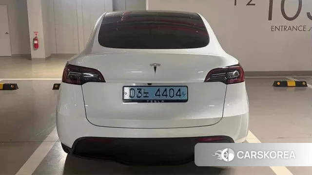 Tesla Model Y 2025 Белый из Кореи, фото 3