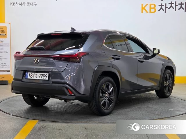 Lexus UX250h id 4547694 из Кореи 13