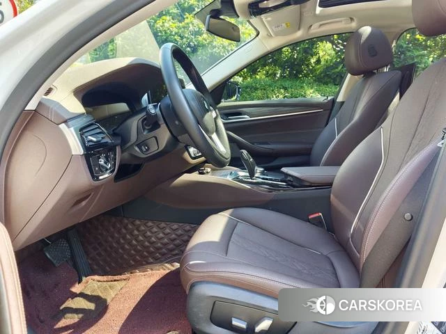 BMW 5 series PHEV id 4277992 из Китая 10