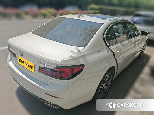 BMW 5 series 2023 Белый из Китая, фото 3