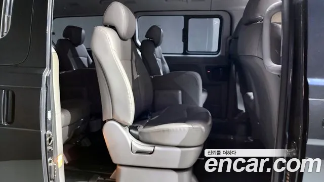 Hyundai The New Grand Starex id 2701245 из Кореи 13