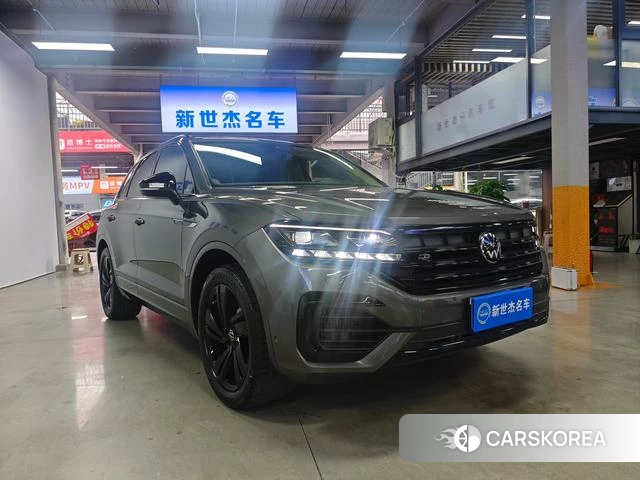 Volkswagen Touareg id 4260063 из Китая 10
