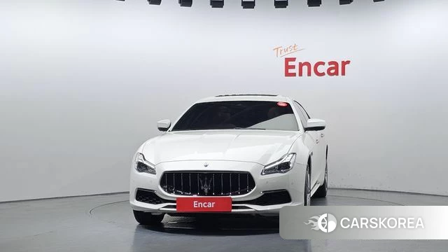 Maserati Quattroporte id 4355665 из Кореи 23