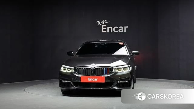 BMW 5 Series (G30) id 4377964 из Кореи 23