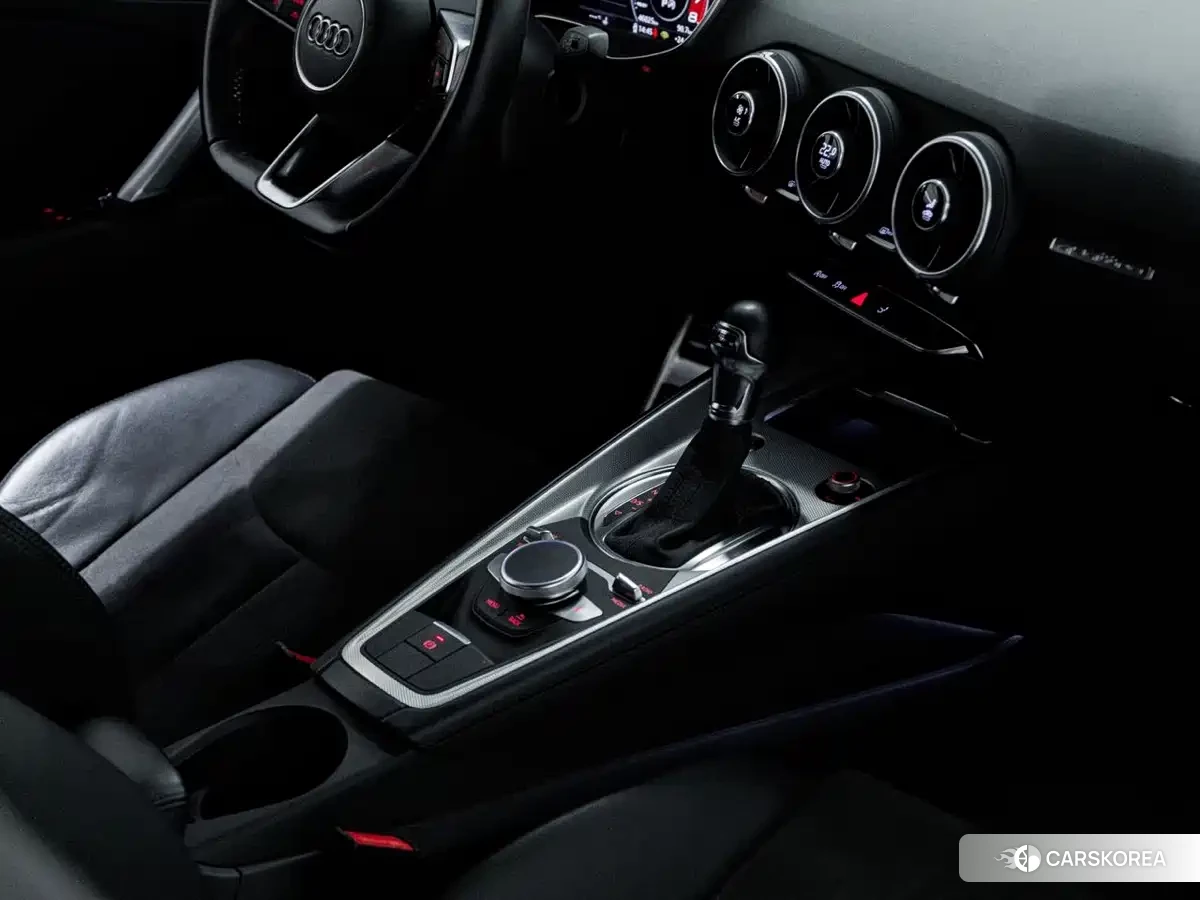 Audi TT 2018 Синий из Китая, фото 3