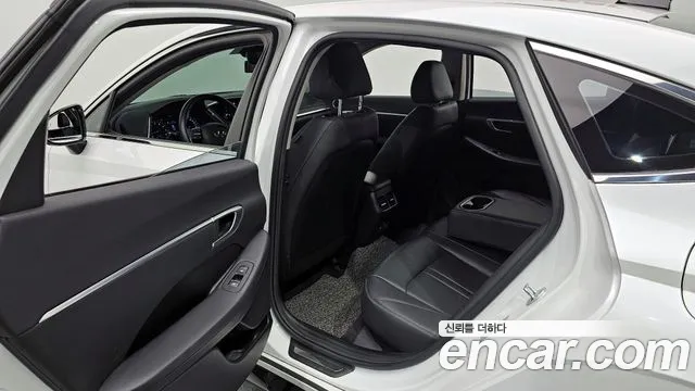 Hyundai Sonata (DN8) id 2577456 из Кореи 13