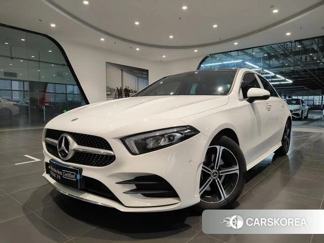 Mercedes-Benz Class A 2023 Белый из Китая, фото 3