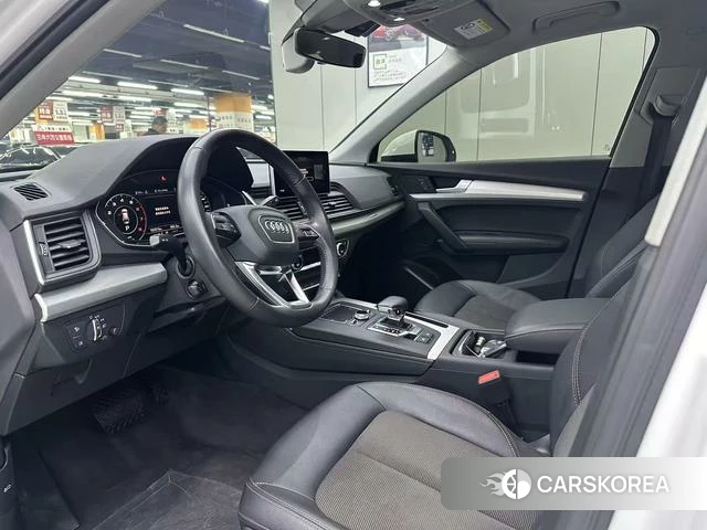 Audi Q5L 2019 Белый из Китая, фото 3