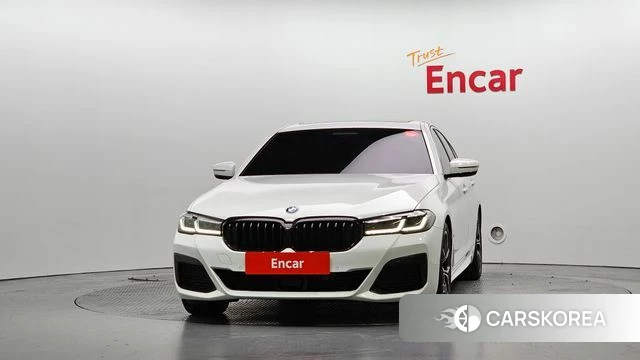 BMW 5 Series (G30) id 4592355 из Кореи 13