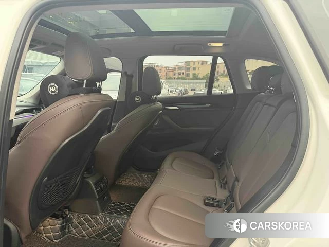 BMW X1 id 4387449 из Китая 9