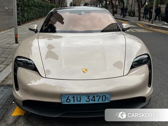 Porsche Taycan id 3463885 из Кореи 8