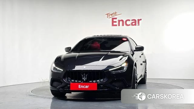 Maserati Ghibli id 4721896 из Кореи 23