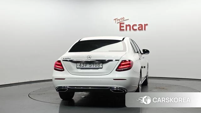 Mercedes-Benz E-Class W213 id 4435297 из Кореи 23
