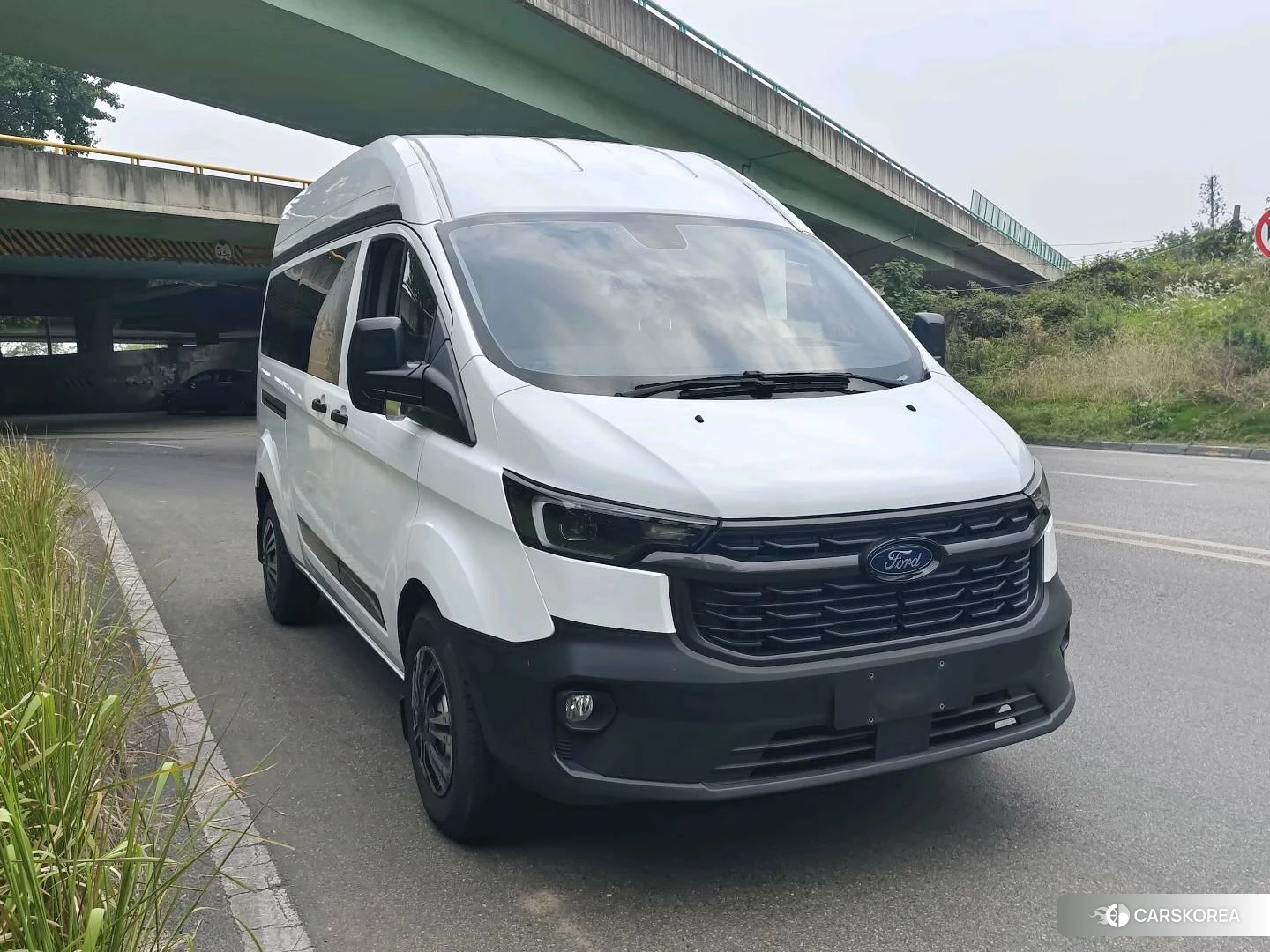 Ford Quanshun 2023 Белый из Китая, фото 3