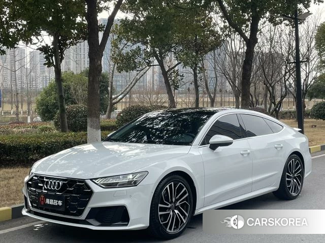 Audi A7 2024 Белый из Китая, фото 3