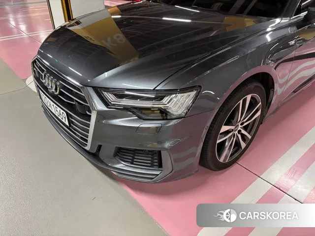 Audi A6 (C8) 2023 Серебристо-серый из Кореи, фото 3