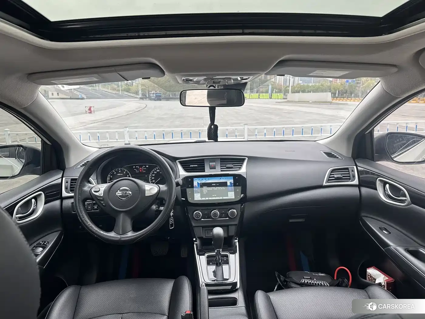 Nissan Sylphy 2023 Белый из Китая, фото 3