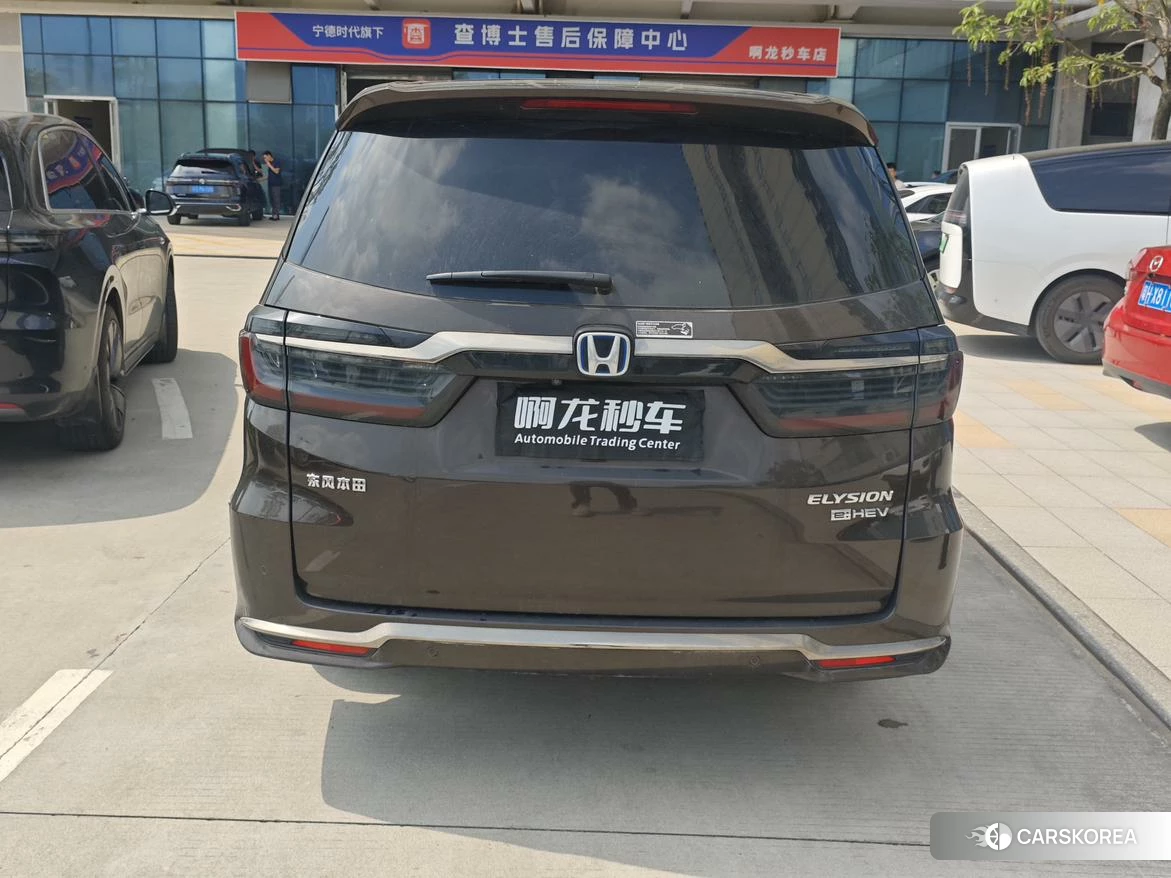 Honda Elysion 2021 Коричневый из Китая, фото 3