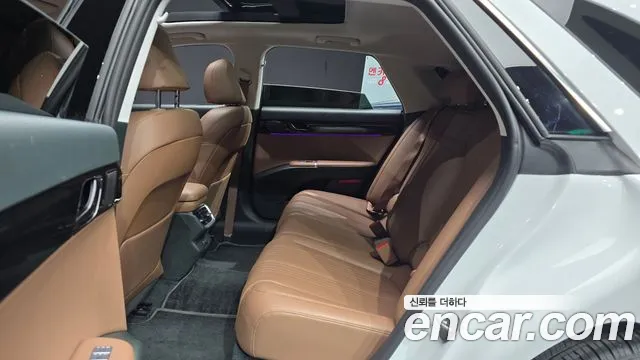 Hyundai Grandeur (GN7) id 2608024 из Кореи 13