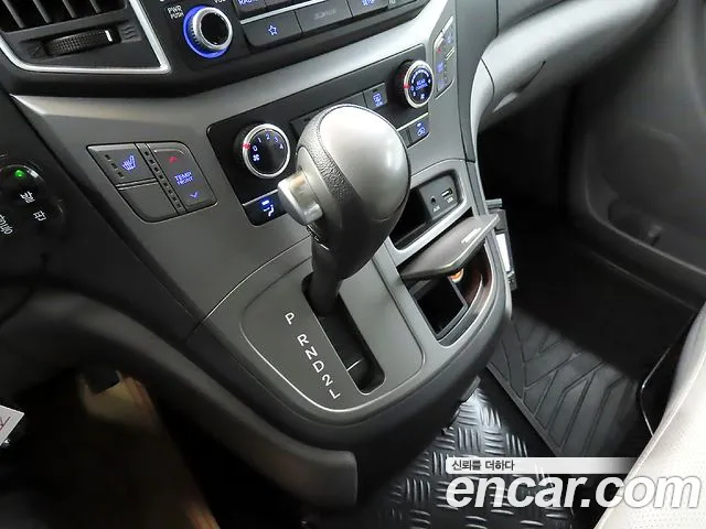 Hyundai The New Grand Starex id 2540357 из Кореи 13