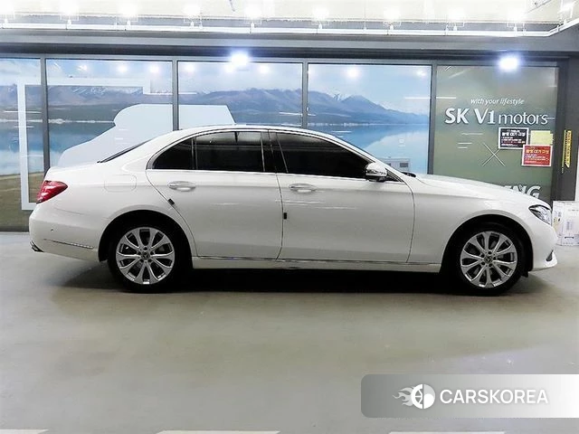 Mercedes-Benz E-Class W213 id 3879808 из Кореи 13