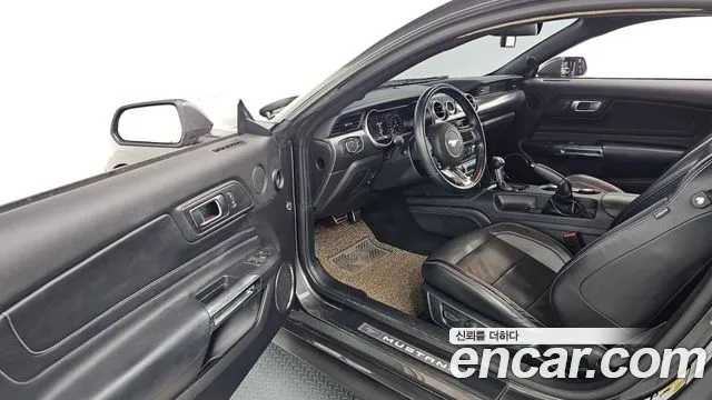 Ford Mustang id 2706183 из Кореи 13