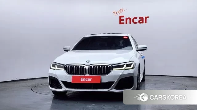 BMW 5 Series (G30) id 3691668 из Кореи 13