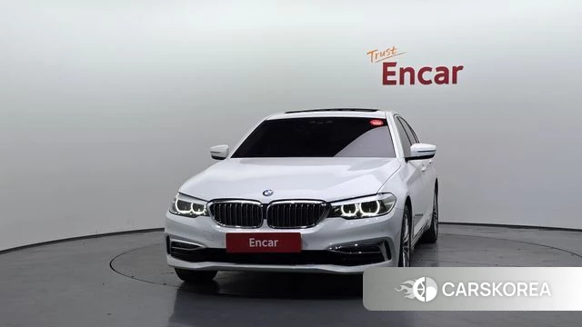 BMW 5 Series (G30) id 4632611 из Кореи 23