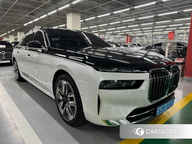 BMW i7 (G70) id 4834724 из Кореи 11