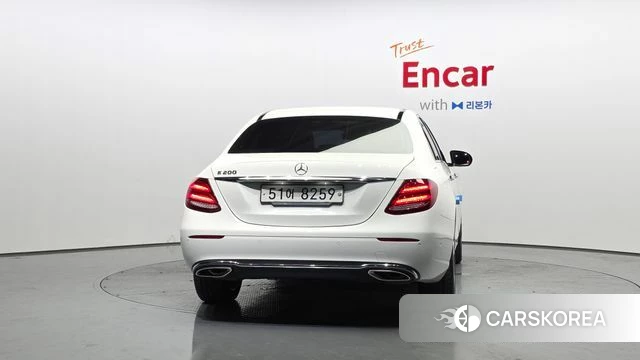 Mercedes-Benz E-Class W213 id 4856473 из Кореи 23