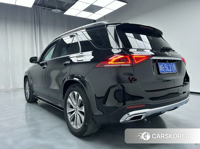 Mercedes-Benz GLE (import) 2023 Черный из Китая, фото 5